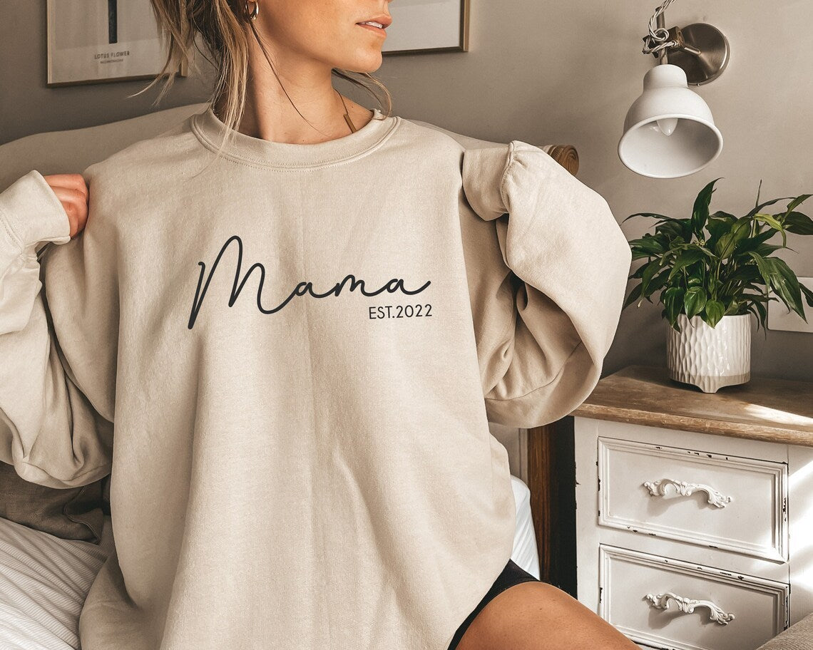 Customized Letter Name Round Neck Hoodie From Europe And America