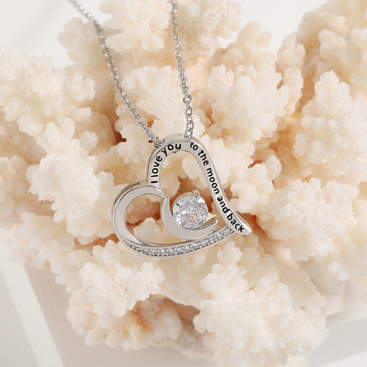 Love Necklace With Rhinestones And Letters Fashion Personality Heart-shaped Necklace Valentine's Day Gift