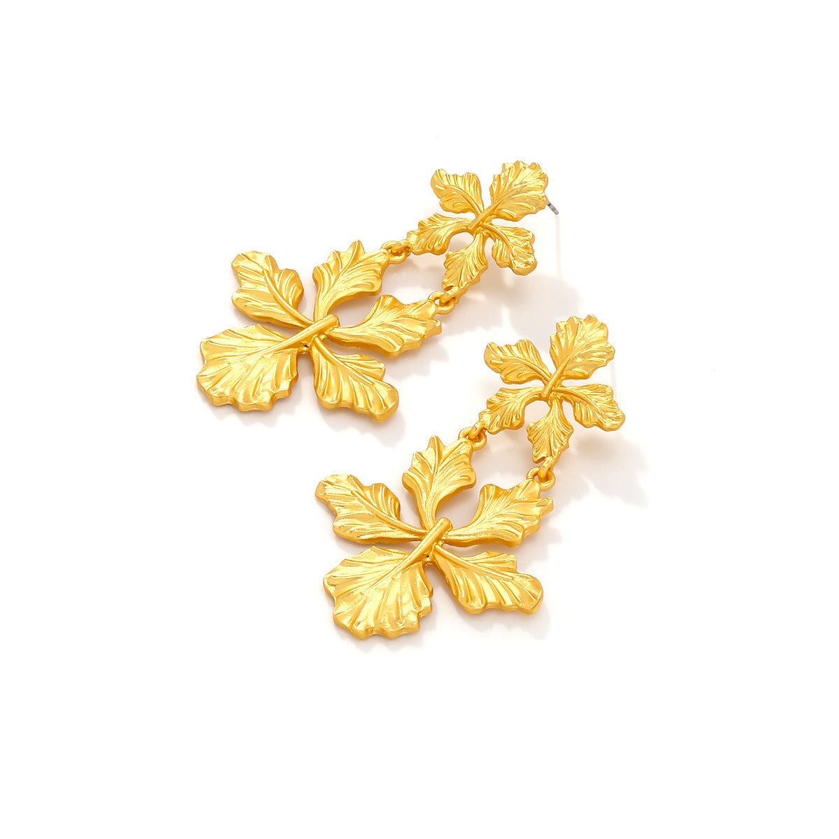 Eye-catching Hollow Matte Gold Laminated Flowers